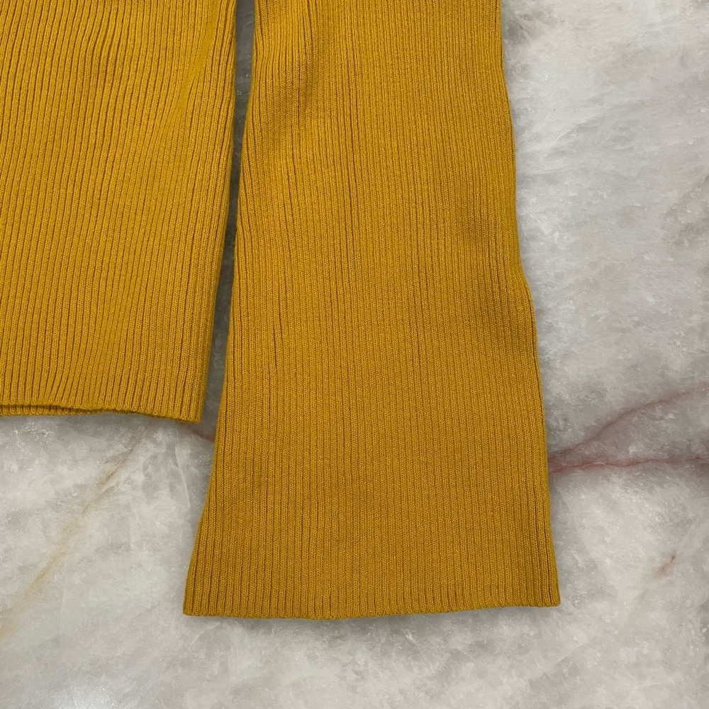 Banana Republic Factory Mustard Yellow Scoop Neck Sweater - Picture 4 of 4